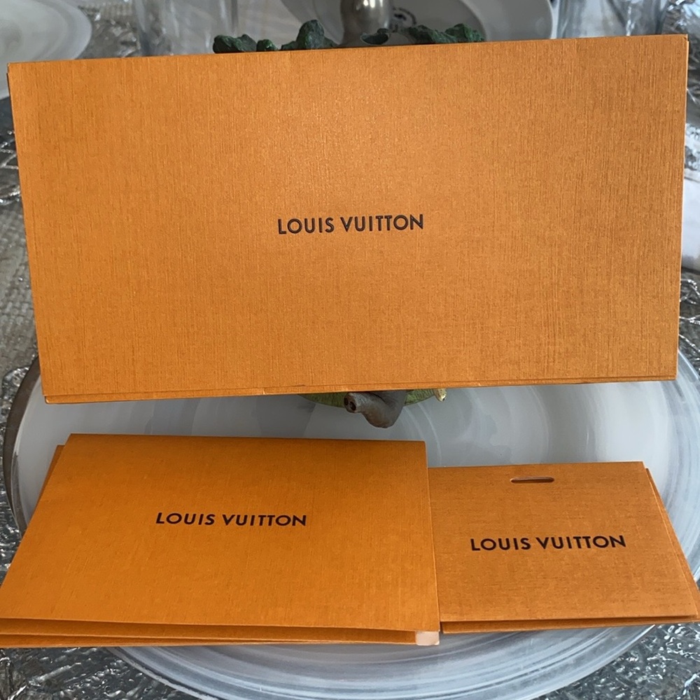 Louis Vuitton stationary envelopes!